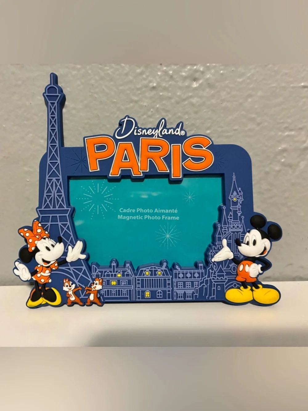 Disneyland Paris Mickey and Minnie Mouse magnetic frame
